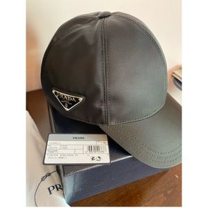 💯Auth! PRADA Re-Nylon logo baseball cap